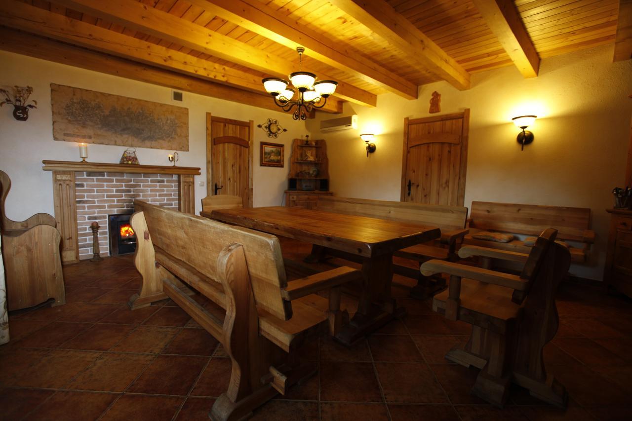Usadba Bogach Hotel Kobrin Szoba fotó