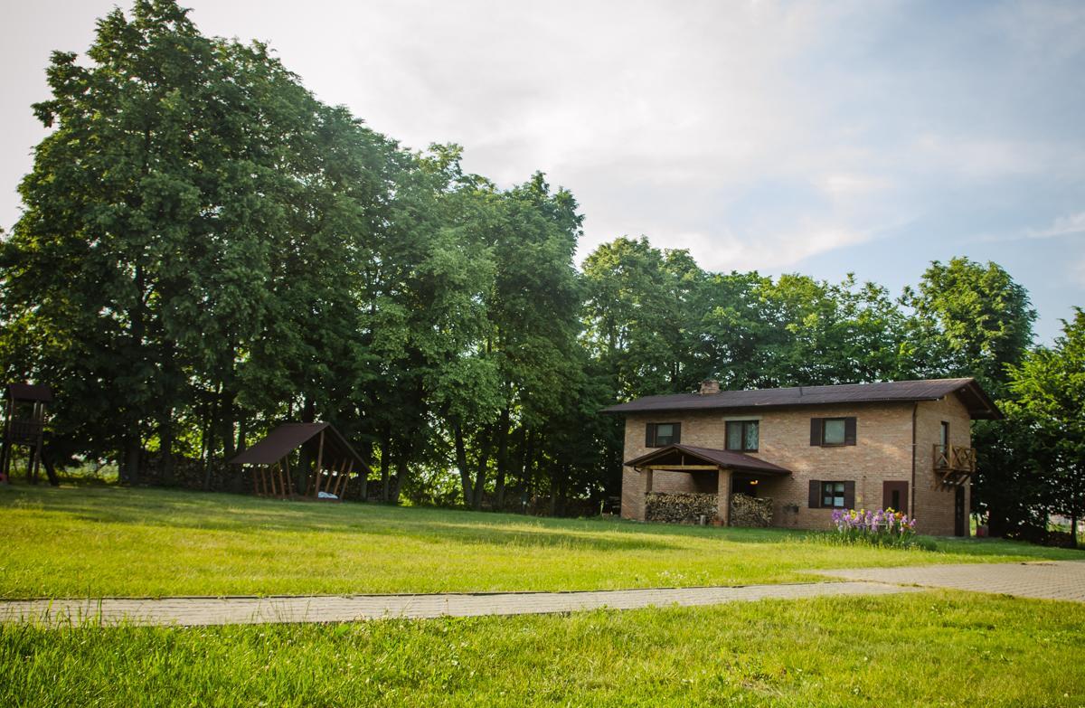 Usadba Bogach Hotel Kobrin Kültér fotó